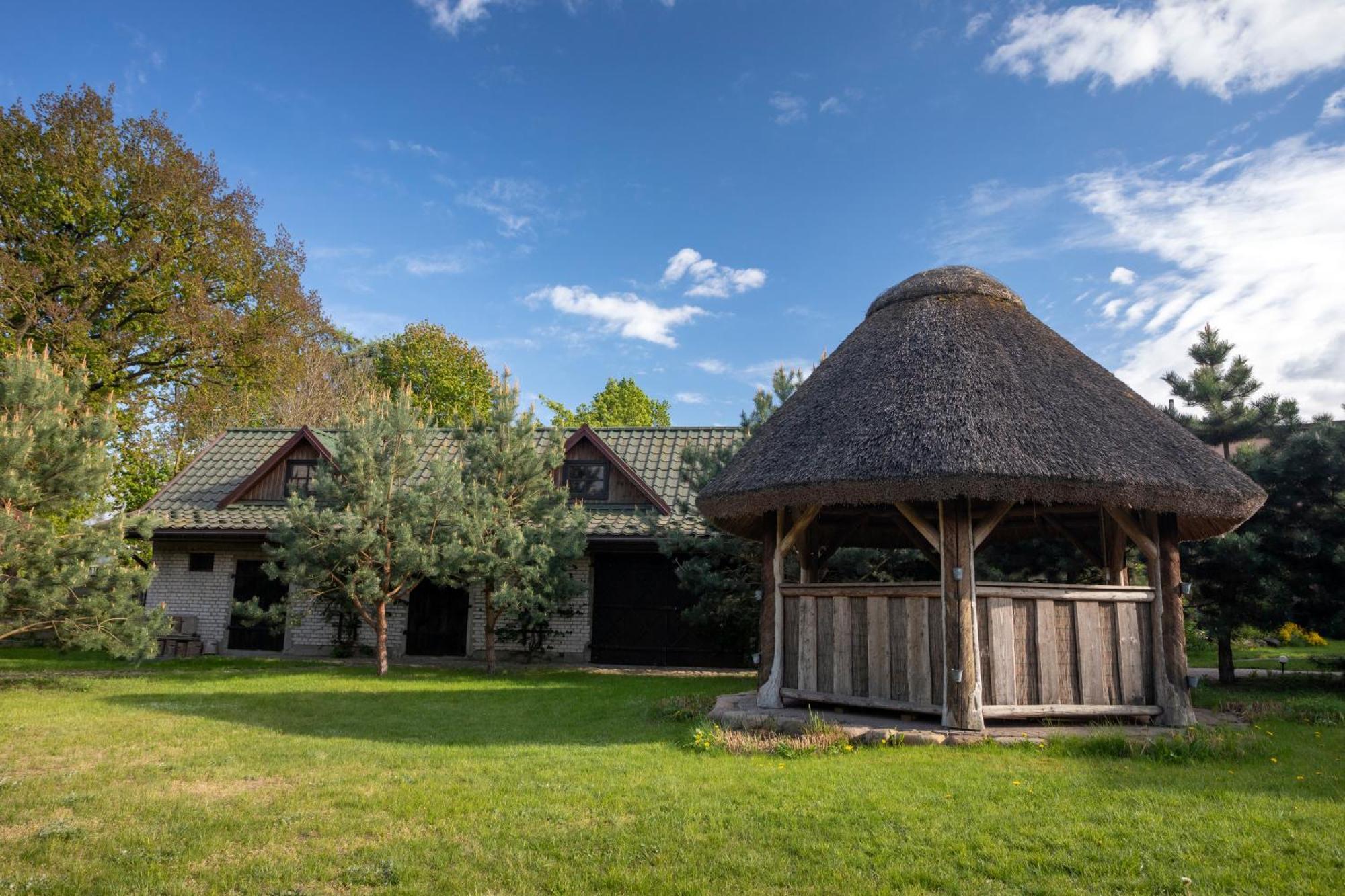 Dom Pod Lipa Villa Jaminy Dış mekan fotoğraf