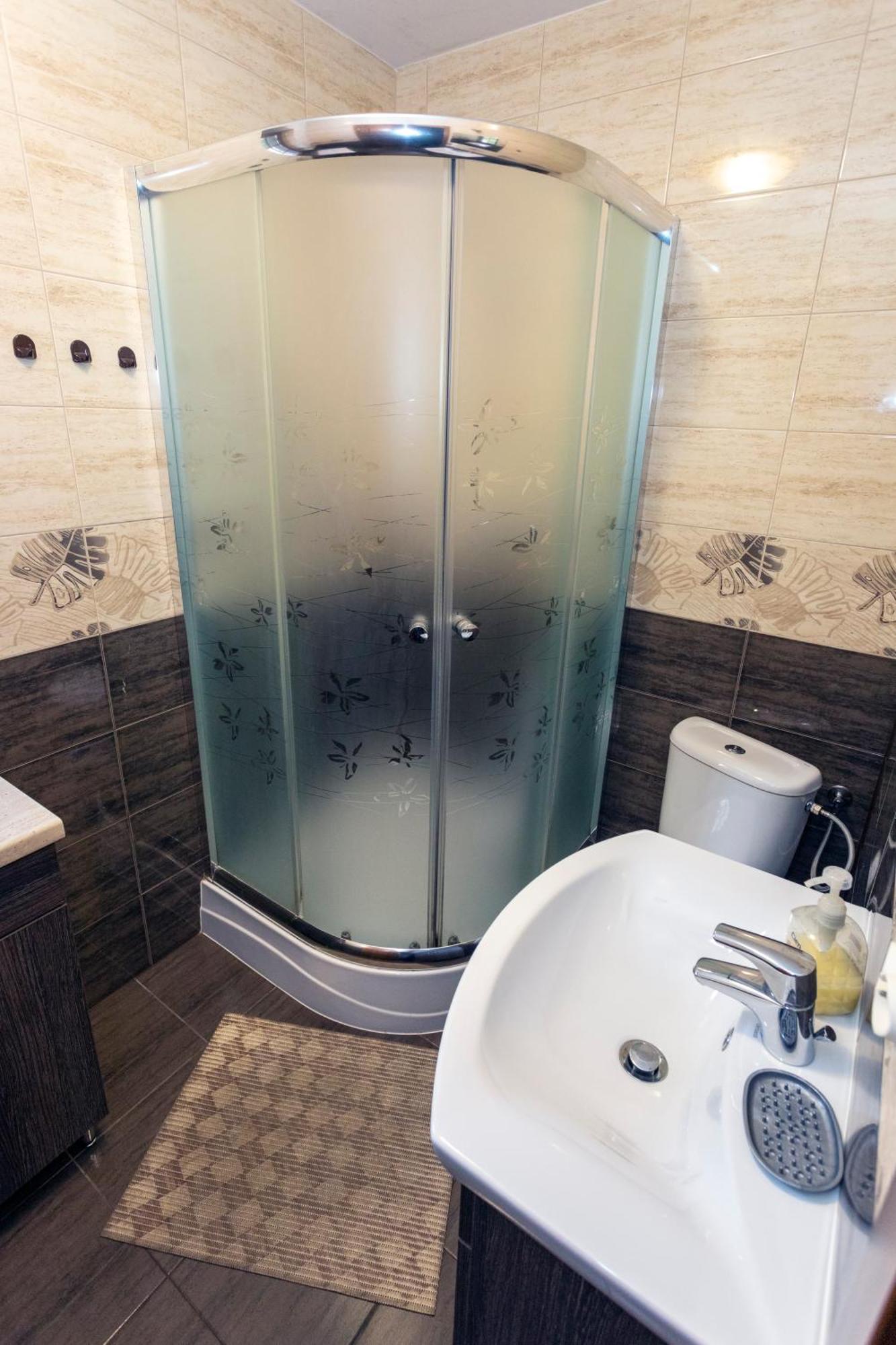 Dom Pod Lipa Villa Jaminy Dış mekan fotoğraf